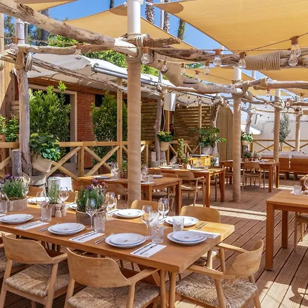 Torre Melina, A Gran Melia Szálloda 5*