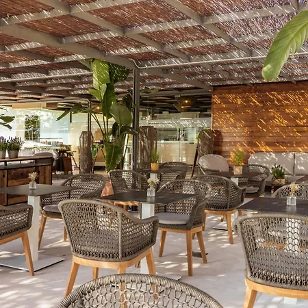 Szálloda Torre Melina, A Gran Melia