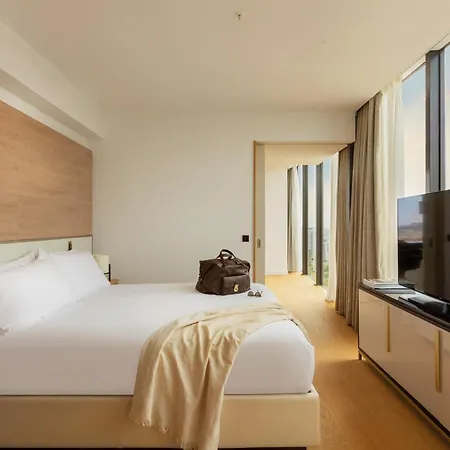 Szálloda Torre Melina, A Gran Melia Barcelona