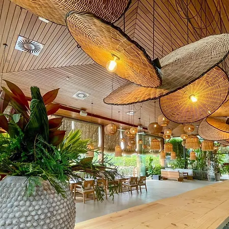 Torre Melina, A Gran Melia ホテル