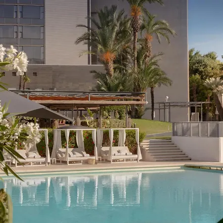 Torre Melina, A Gran Melia برشلونة