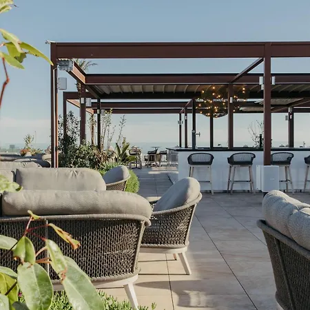 Torre Melina, A Gran Melia 호텔